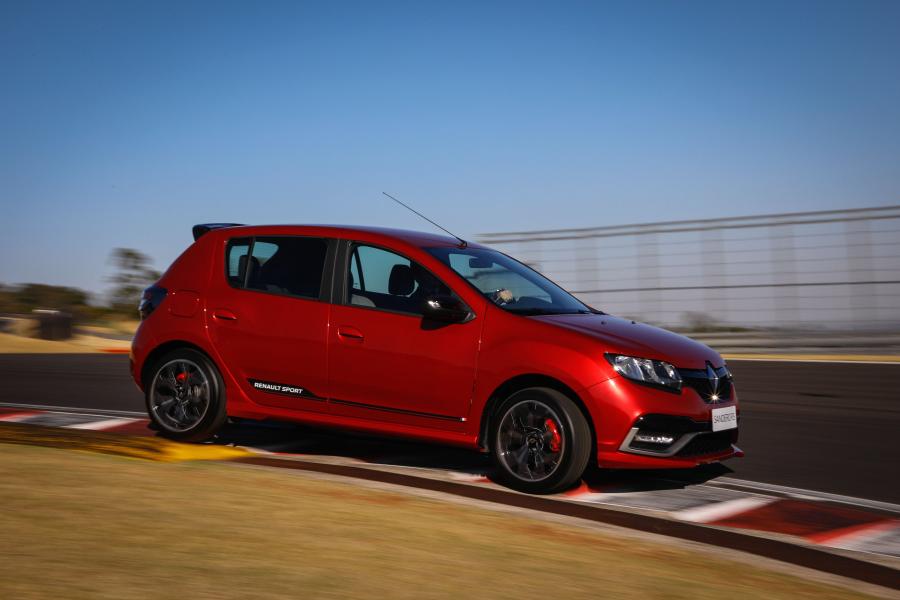 Renault Sandero R.S. 2019 года  (фото 19 из 49)